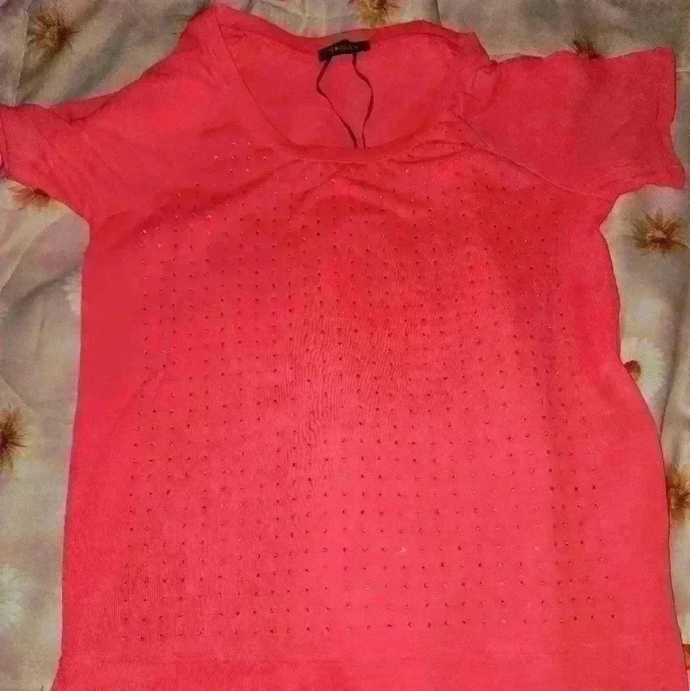 - NWOT MORGAN RHINESTONE TOP​